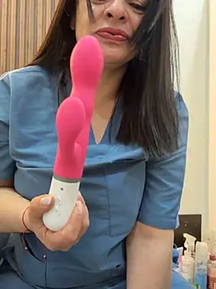 Dr_Nathalia_28
