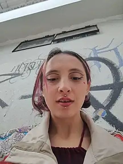_Laary_Lily