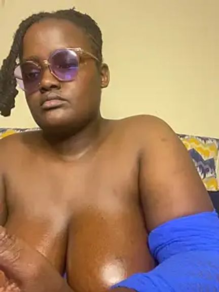 Busty_Bambii254