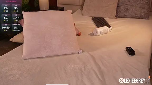 lexiee_grey_