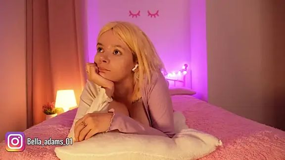 bella_adams_