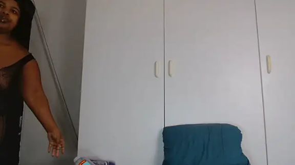 Cuddle_Bear
