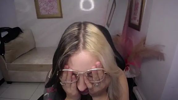 Hela_v