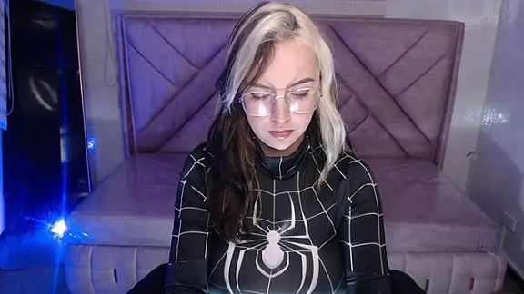 Hela_v