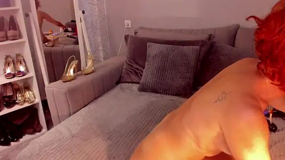 Jullia_Moor