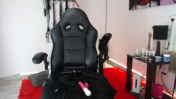 alison_slave