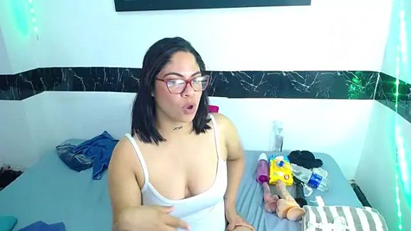 hornny_cougar