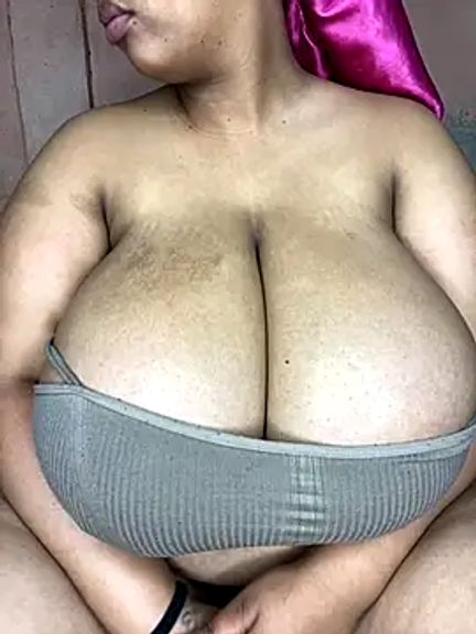 NonoGotBoobies