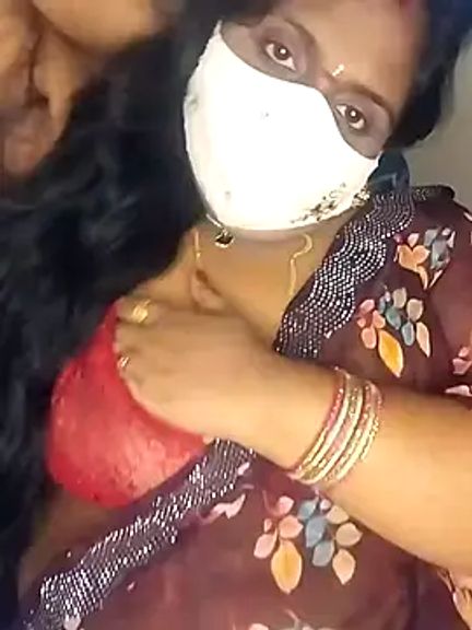 Sexy_Radhikaa