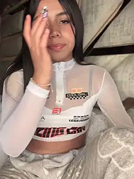 Laura-Khalifa