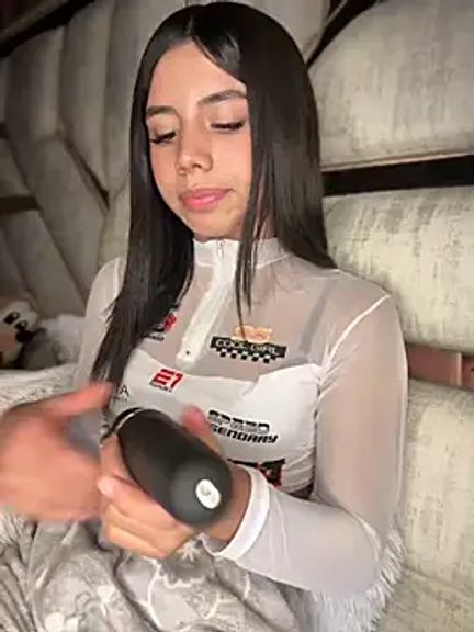 Laura-Khalifa