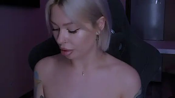 Sasha_Mason
