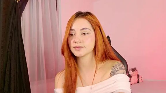 annie_mora