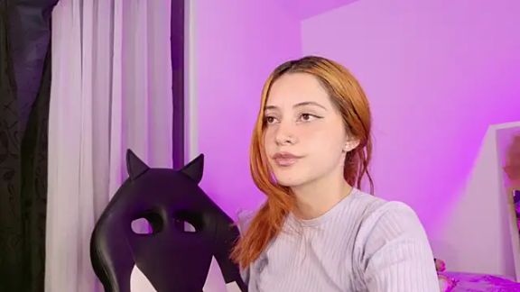annie_mora