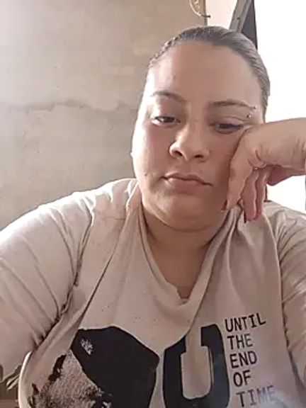 carola_hotwife