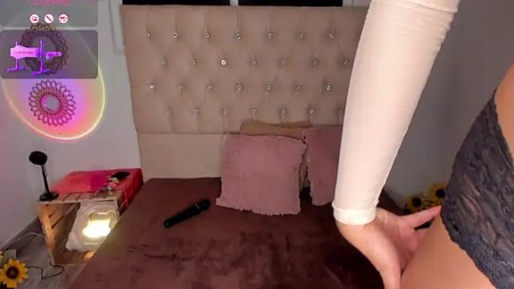 LilyBrunette
