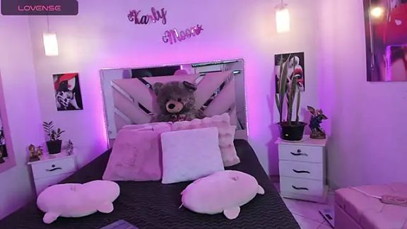 Karly_moon