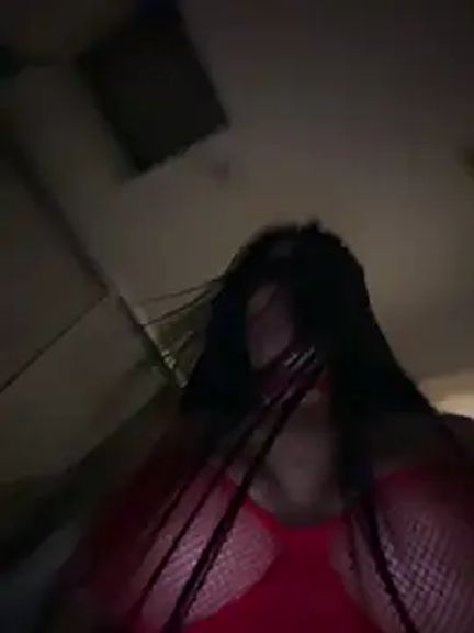 _MadiLee_