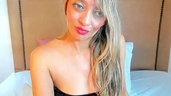 emma_collson