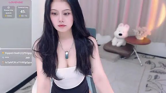 cat-lady-6688