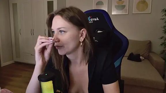 alexa_feels_