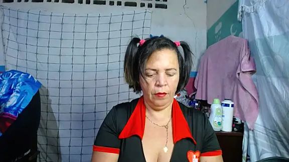 alina_maturehot