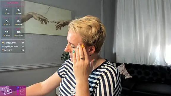 Nika_Smit
