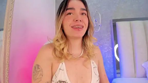 Lucy_Vega