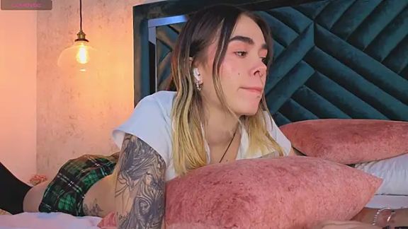 Lucy_Vega