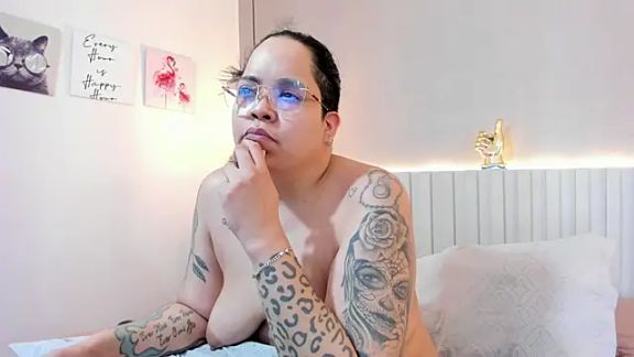 naughtylesbians__