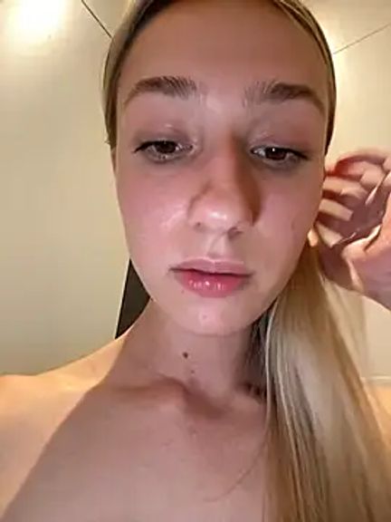 Lia__Love