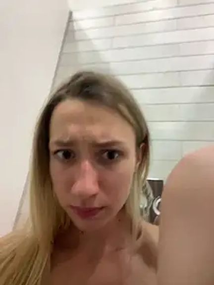 Lia__Love