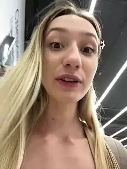 Lia__Love