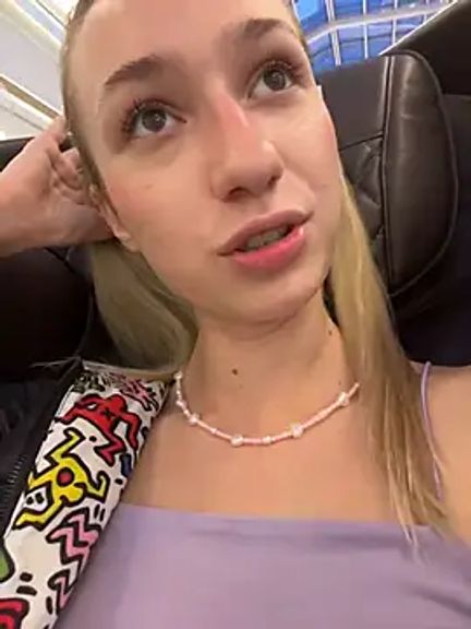 Lia__Love