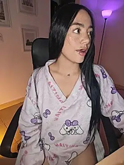 helena_smith