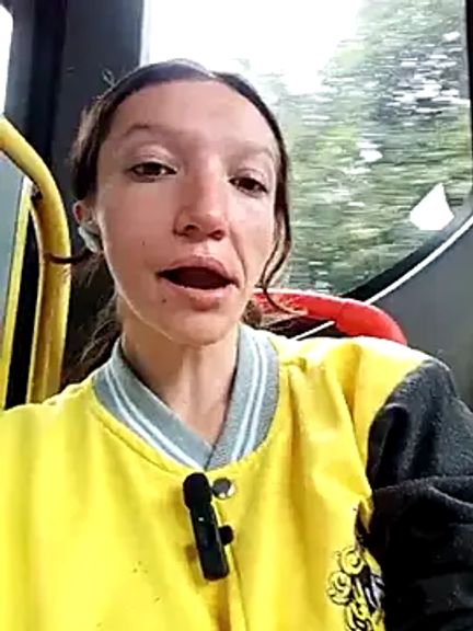 Lucy_cole