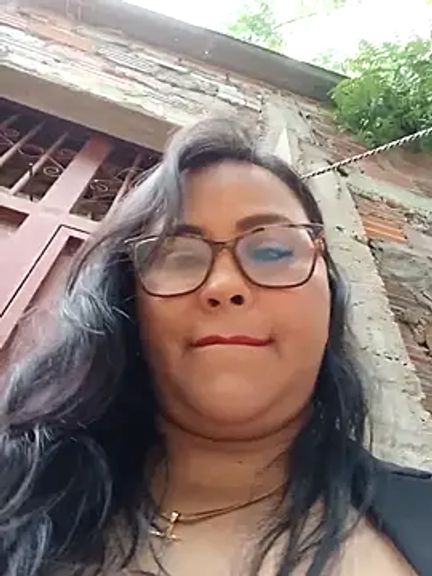 Dirty-Momm-Divorced-Hot