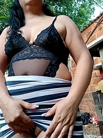 Dirty-Momm-Divorced-Hot