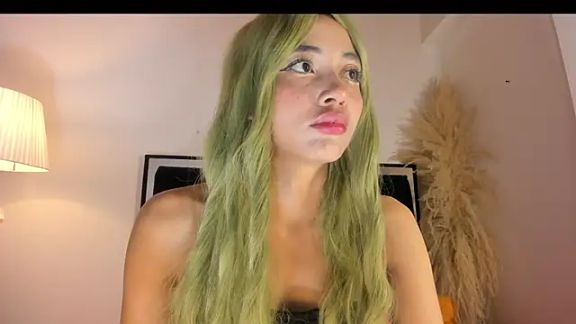 lilithTeen1_