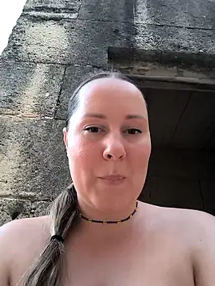 Mona_Plus