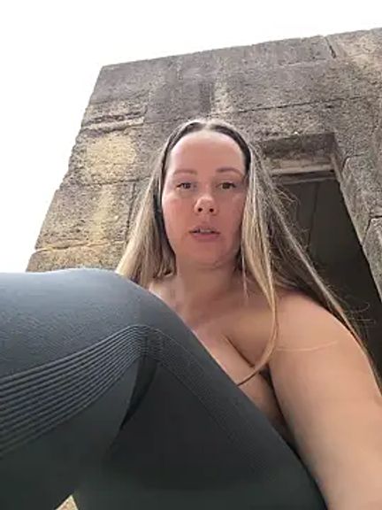 Mona_Plus
