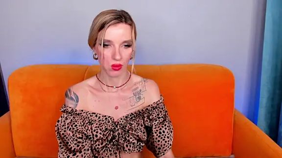 AlinaLovelyX