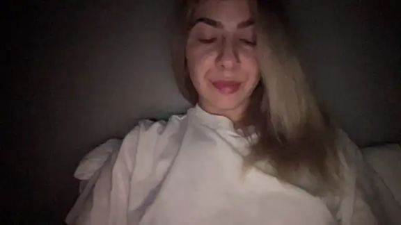 sarrah_rossy