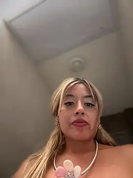 Xvctoriax8