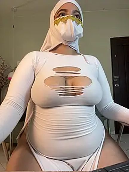 malak_nanyy