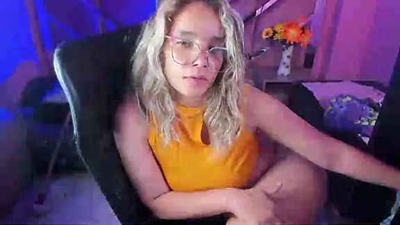 Olivia_Fox69