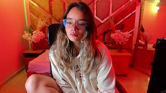 Olivia_Fox69