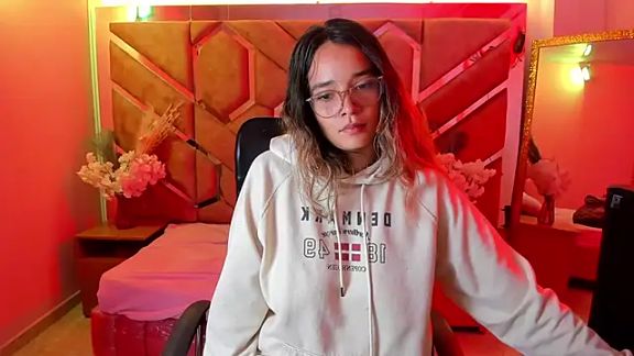 Olivia_Fox69