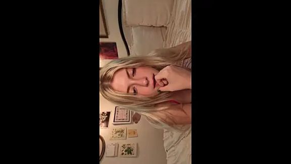 sinfulblonde1