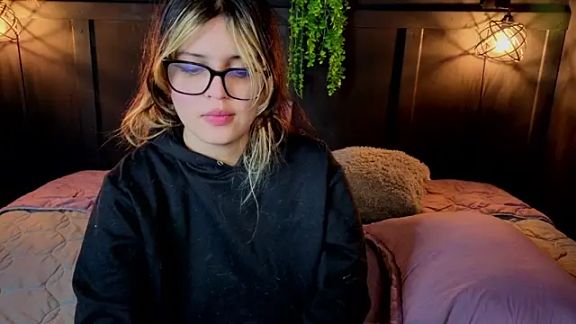 scarleth_shadow